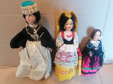 3 Bambole d'epoca anni 50 con vestitini