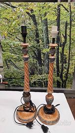 Coppia  antiche lampade in legno tornite a  mano