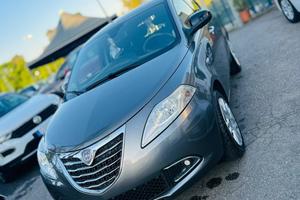 Lancia Ypsilon 1.3 MJT 16V 95 CV 5 porte S&S Plati