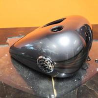 Serbatoi nuovi per Harley-Davidson