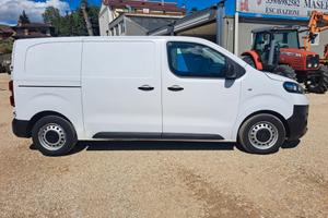 OPEL VIVARO 1.5 75 K / Van