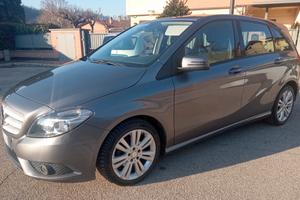 MERCEDES Classe B 180 CDi 2014
