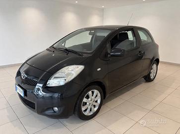 Toyota Yaris 3p 1.3 dual Sol -NEOPATENTATI-