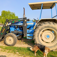 Trattore Ford 6600