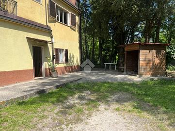 3 LOCALI A AMELIA