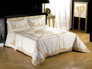 nuovo copriletto in pizzo Cantù 