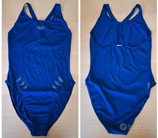 Costumi da bagno per nuoto