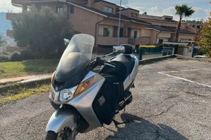 Suzuki Burgman 400 2004