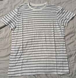 T-shirt Terranova a righe bianche e nere