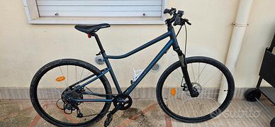 Bici trekking RIVERSIDE 500 blu