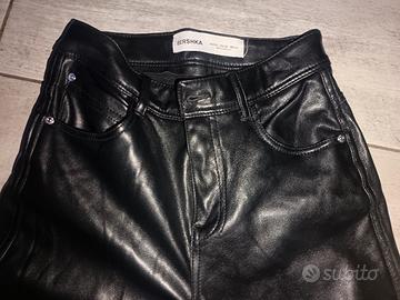 pantaloni nero cargo pelle