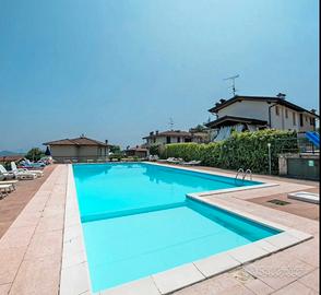 Polpenazze Appartamento con piscina e vista lago