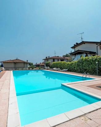 Polpenazze Appartamento con piscina e vista lago