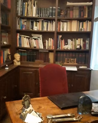 Libreria vintage artigianale in legno massello
