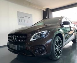 MERCEDES-BENZ GLA 200 d 4Matic NIGHT PACK SPORT