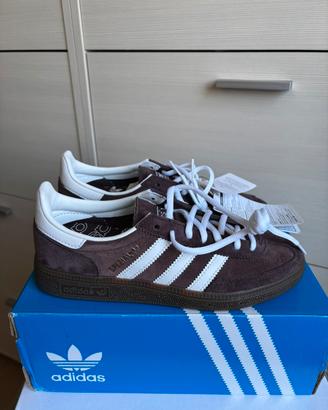 Adidas spezial marroni