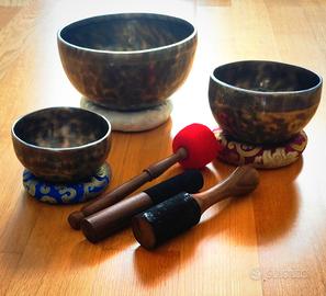 FULL MOON SET DI 3 CAMPANE TIBETANE FORGIATE A MAN