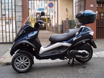 Piaggio MP3 400 LT Patente B