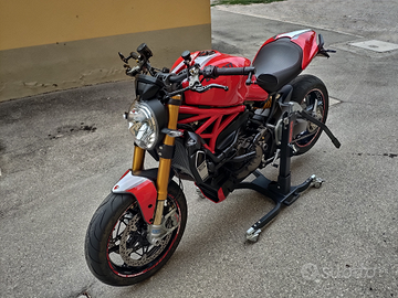 Ducati Monster 1200 S