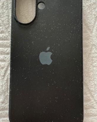 Cover iPhone 16 nera nuova mai usata