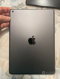 Ipad 10.2” 8^gen con tastiera logitech combo touch