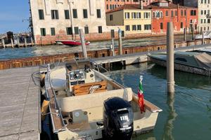 Boston whaler 18 outrage classic