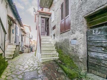 3 LOCALI A BASSANO ROMANO