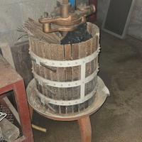 Attrezzatura per fare il vino