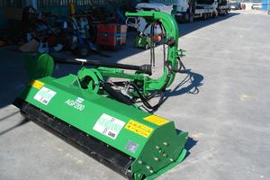 Trinciatrice Pesante Laterale Multifunzione AGF200