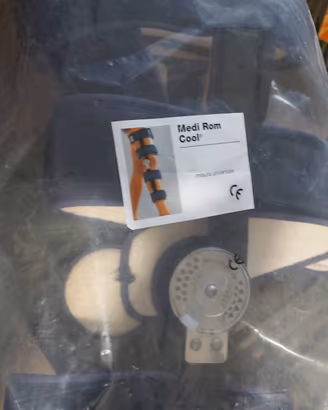  Tutore per ginocchio. per post intervento 