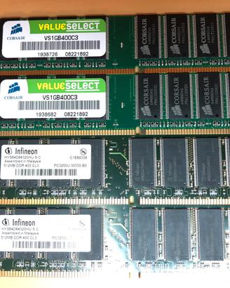 1/2 INFINEON Memoria Ram 1GB -