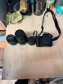 Canon eos 2000d completa di 3 obbiettivi