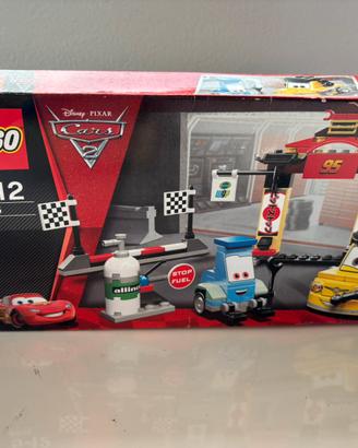 Set lego Cars 2, numero 8206