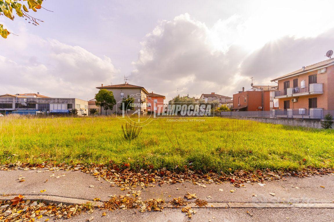 Lotti edificabili a Montecosaro Scalo - Vista 3