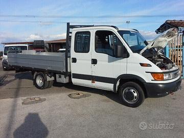 DAILY 35C13 2.8 TDI 7 POSTI CASSONE 3,70 M