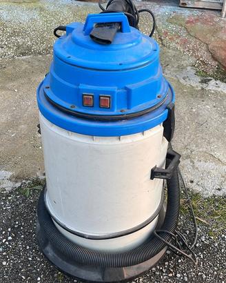 Aspiratore auto