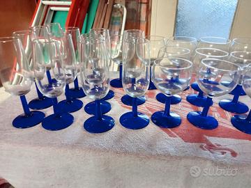 SERVIZIO BICCHIERI BASE BLU 33 PZ.