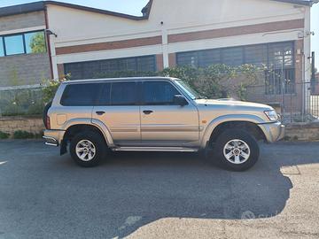 Nissan Patrol GR 7 posti