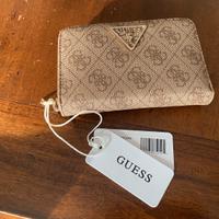 Portafoglio Guess . Nuovo con cartellino