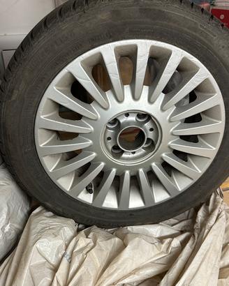 Cerchi in lega + gomme invernali fiat 500