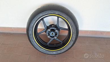 Ruota posteriore Kawasaki Ninja ZX-10 R anno 2005