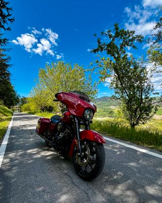 Harley Davidson Street Glide special
