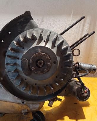 motore vespa 125 VMA1M 1965/66/67 primavera 