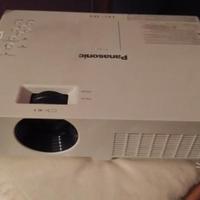 Videoproiettore Panasonic proiettore 2200 lumens