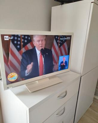 TV LCD