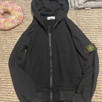 felpa stone island nera