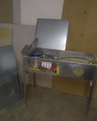  incubatrice, lampada e gabbia primi giorni 