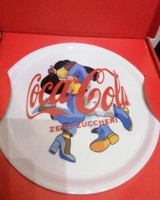 Due piatti pizza Coca Cola Zero Zuccheri
