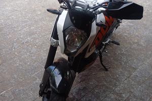 Ktm duke 125