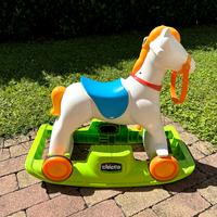 cavallo a dondolo chicco